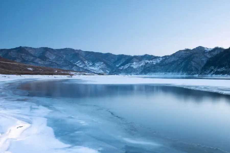 发布新投影仪画质亮j9国际科技企业